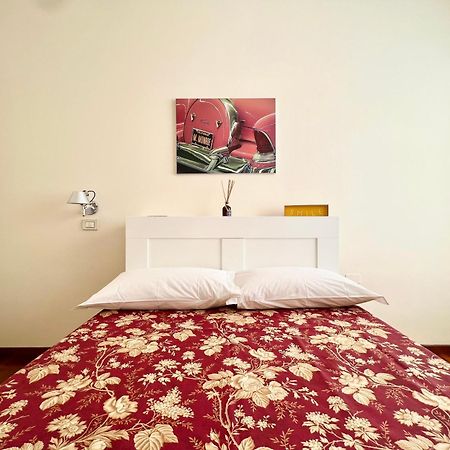 Stylish Room In Milano Exterior photo