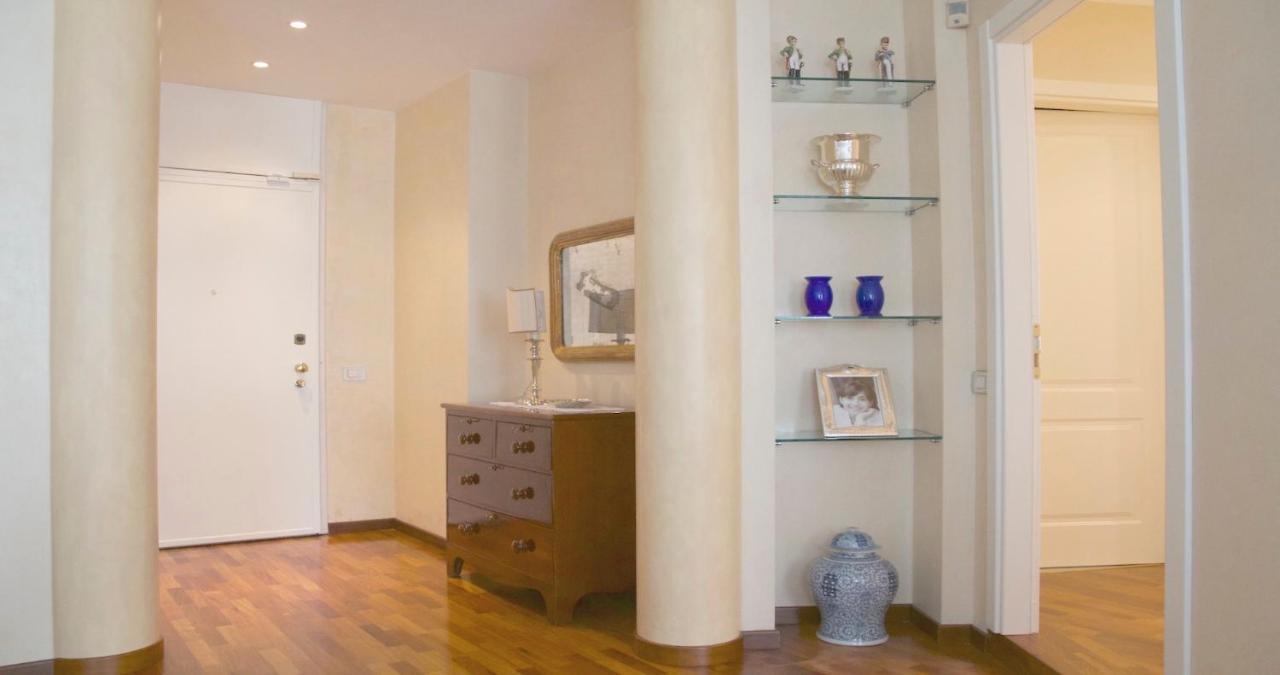 Stylish Room In Milano Exterior photo