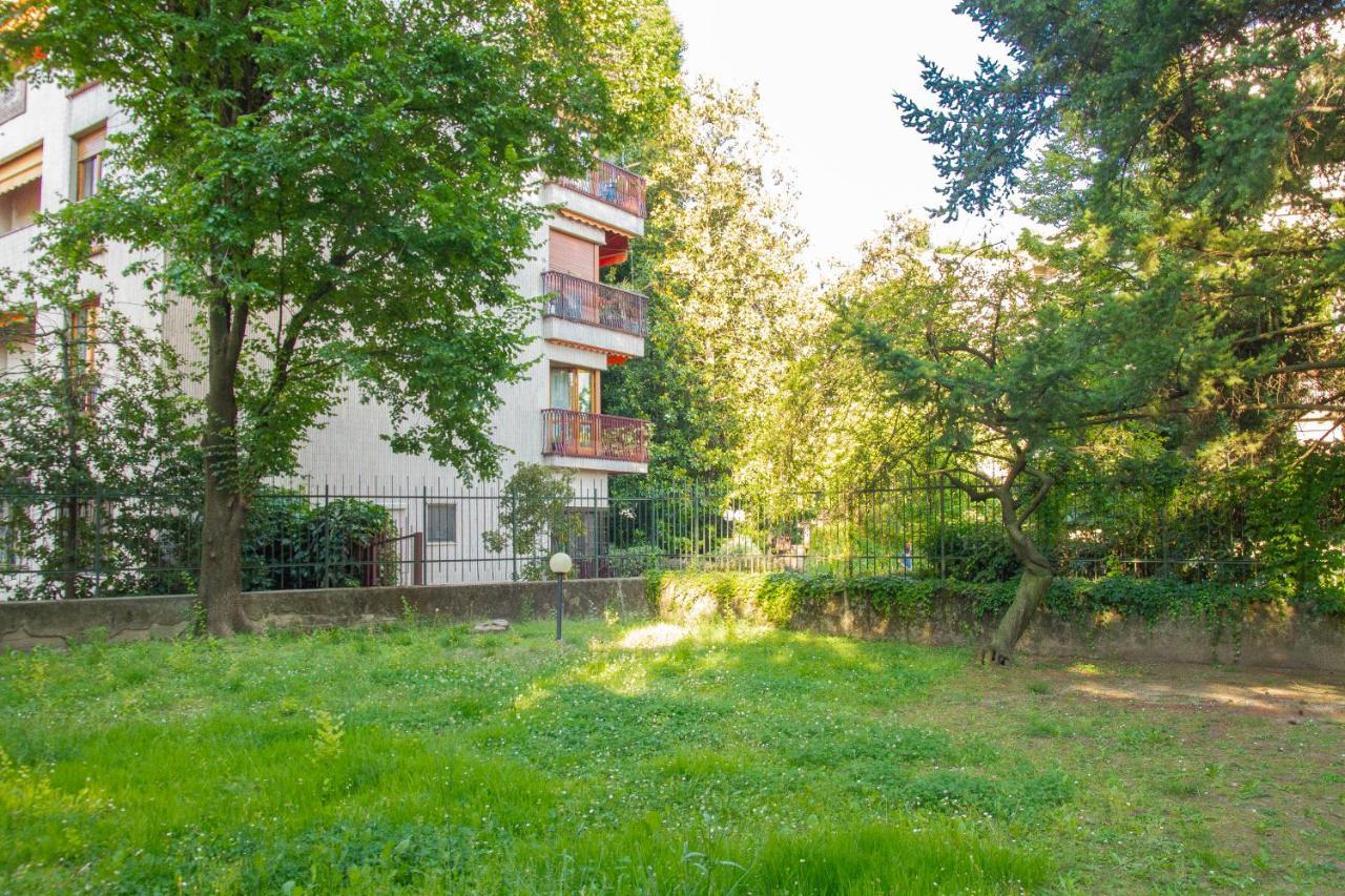 Stylish Room In Milano Exterior photo